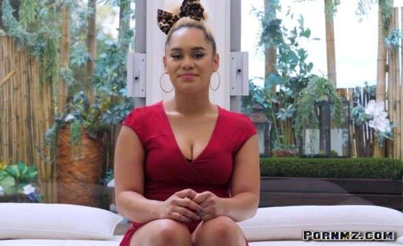 CastingCouch-HD – Bakery Worker With Cake