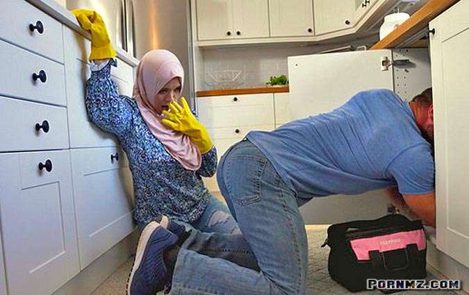 HijabMylfs – Jazmine Cruz Steak And Blowjob Day