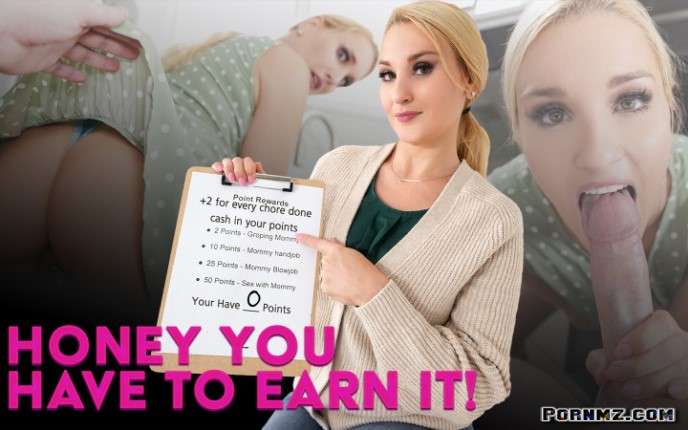 PervMom – Julie Robbie Points For Pleasure