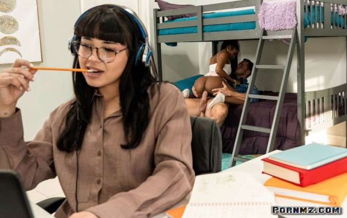 CrazyCollegeGFs – Destiny Mira Bunk Banging The Handyman