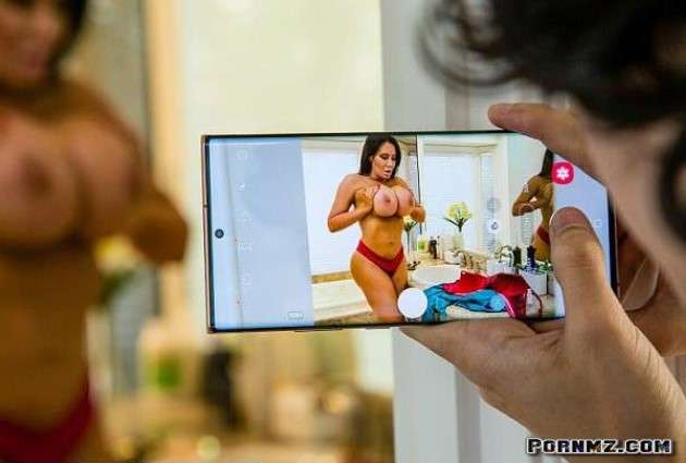 MyFriendsHotMom – Sybil Stallone Catch Her Sons Friend Spying On Her