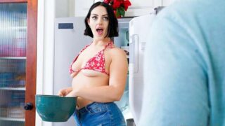 (NubileFilms) Lucy Lotus – My New Hot Neighbor