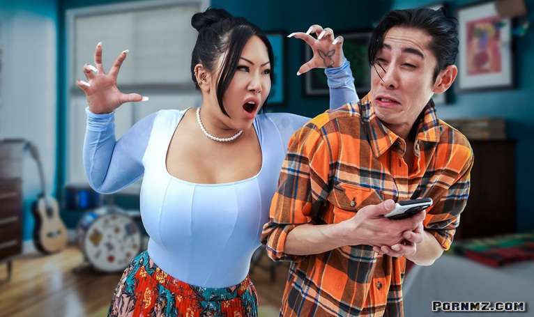 TigerMoms – Connie Perignon – Dont be a Fucking Whimp Make Mommy Cum NOW